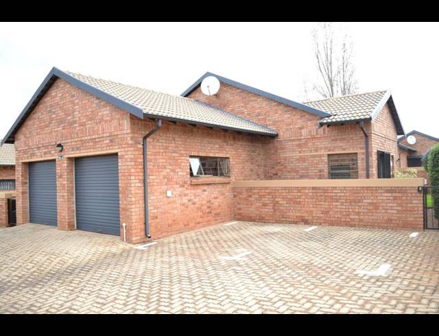 2 BEDROOM PROPERTY TO RENT IN SUGAR BUSH ESTATE